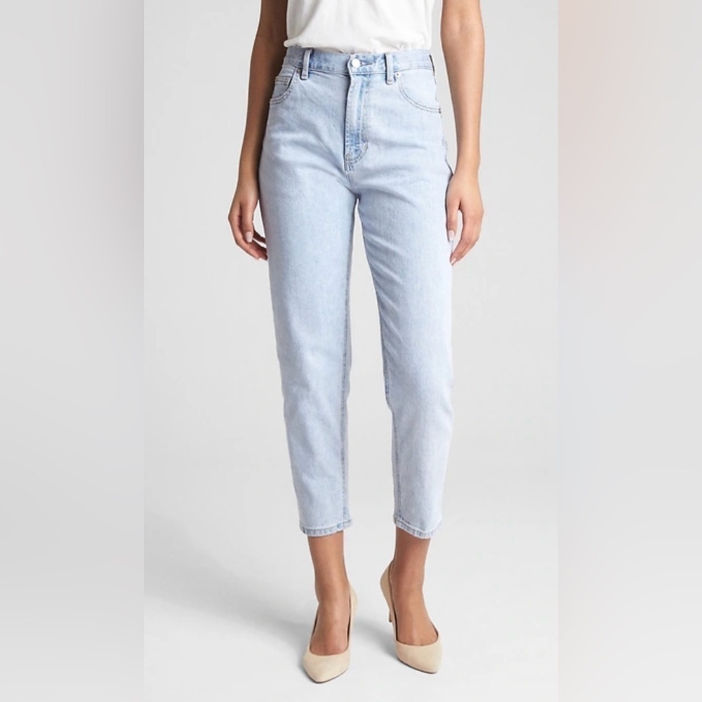 Gap light wash high waisted mom jean